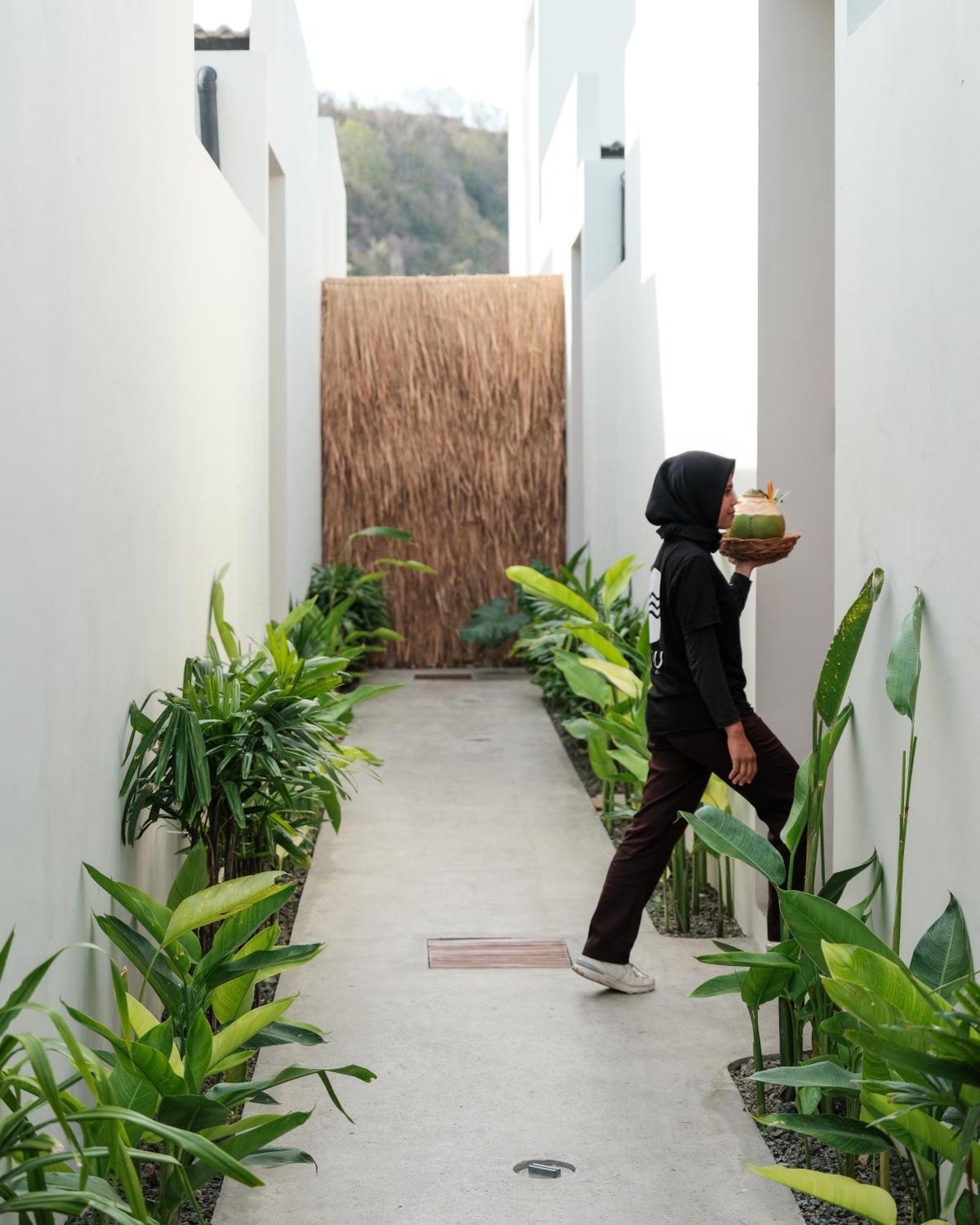 Suku Lifestyle Hotel & Villas Selong Belanak Luaran gambar