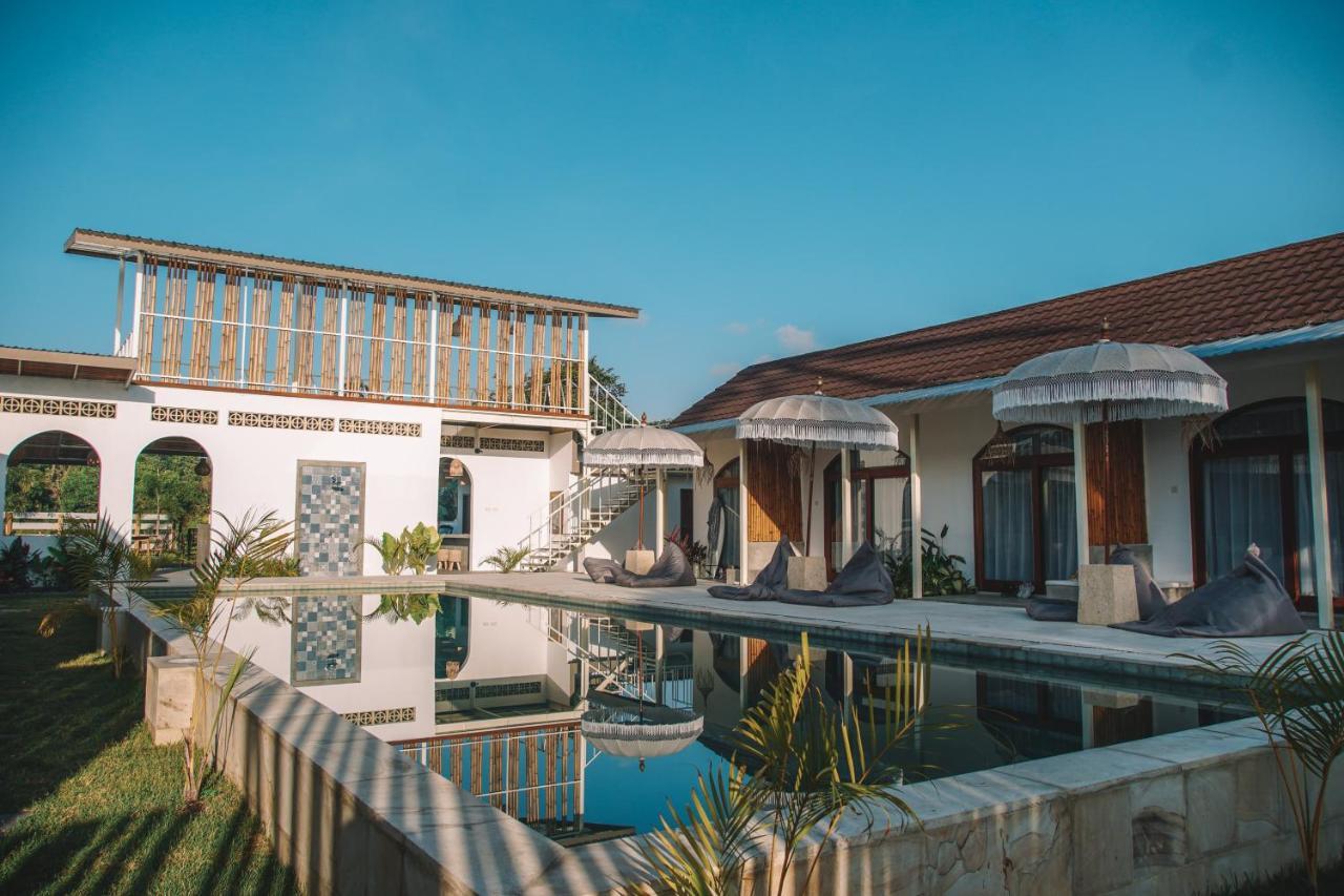 Suku Lifestyle Hotel & Villas Selong Belanak Luaran gambar